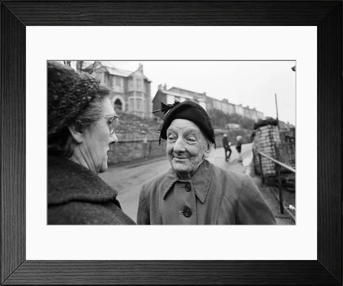 Framed Print : Abertillery, the largest town of the Ebbw Fach valley in what was the historic county of