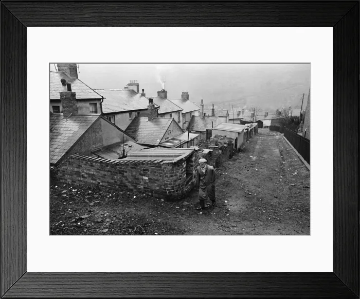 Framed Print : Abertillery, the largest town of the Ebbw Fach valley in what was the historic county of Framed Print : Abertillery, the largest town of the Ebbw Fach valley in what was the historic county of