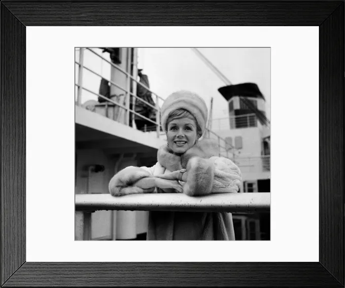 Framed Print : Debbie Reynolds pictured at Southampton on arrival from New York. 28th April 1963 Framed Print : Debbie Reynolds pictured at Southampton on arrival from New York. 28th April 1963
