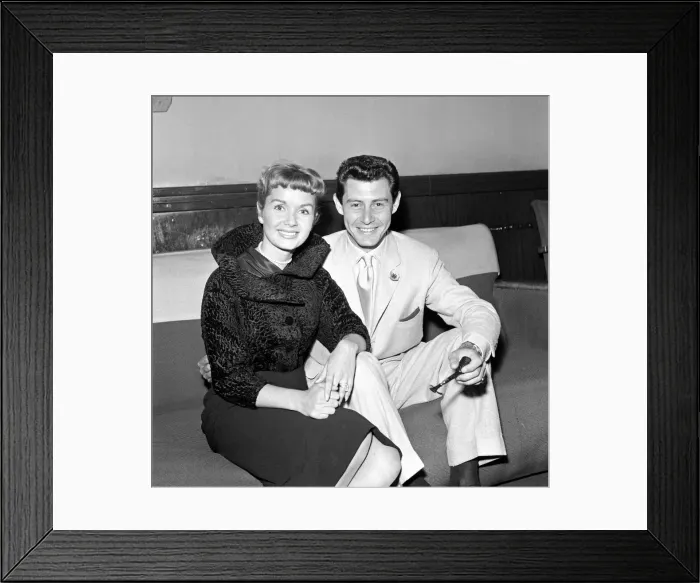 Framed Print : Eddie Fisher and his wife Debbie Reynolds who arrived over here for Mr Fisher Framed Print : Eddie Fisher and his wife Debbie Reynolds who arrived over here for Mr Fisher