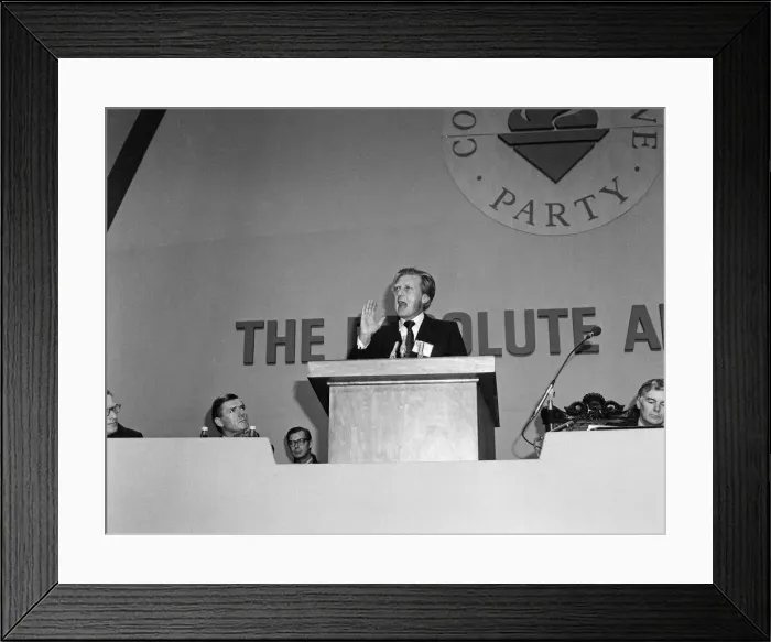 Framed Print : Michael Heseltine, Secretary of State for the Environment Framed Print : Michael Heseltine, Secretary of State for the Environment