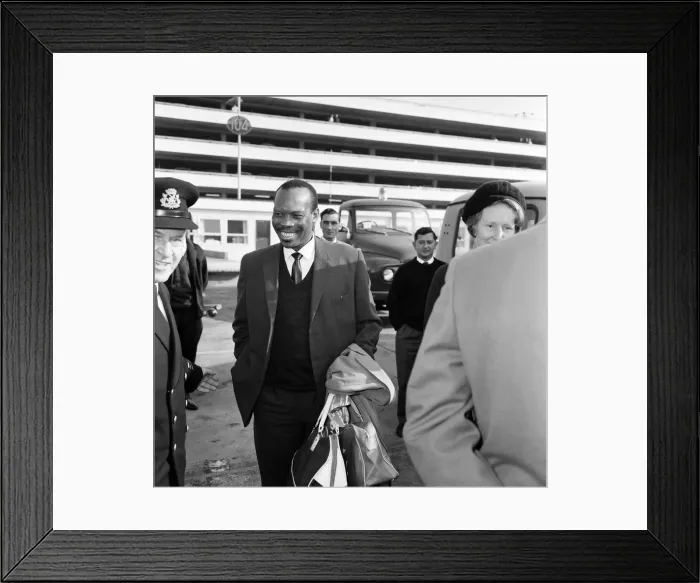 Framed Print : Prime Minister of Bechuanaland, Seretse Khama, and his wife Ruth Williams Khama Framed Print : Prime Minister of Bechuanaland, Seretse Khama, and his wife Ruth Williams Khama