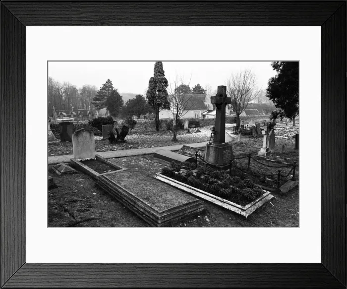 Framed Print : St Martins Church in Bladon, Oxfordshire. Burial place of members of the Churchill