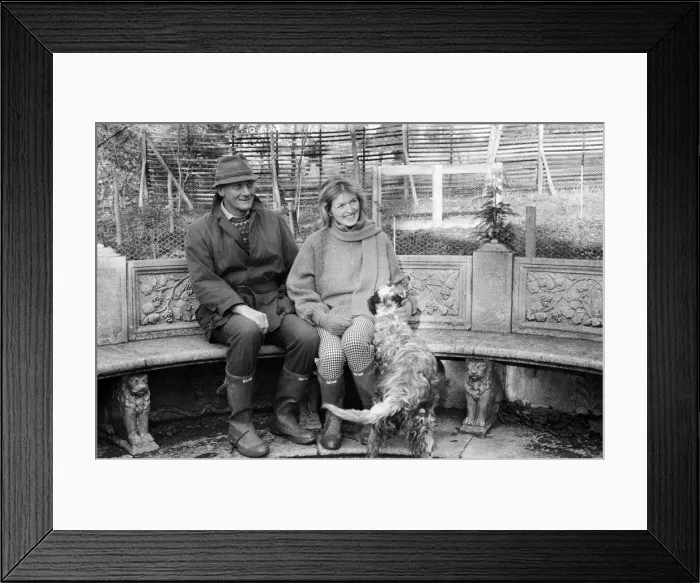 Framed Print : Michael Heseltine, pictured at his home with his wife Ann Framed Print : Michael Heseltine, pictured at his home with his wife Ann