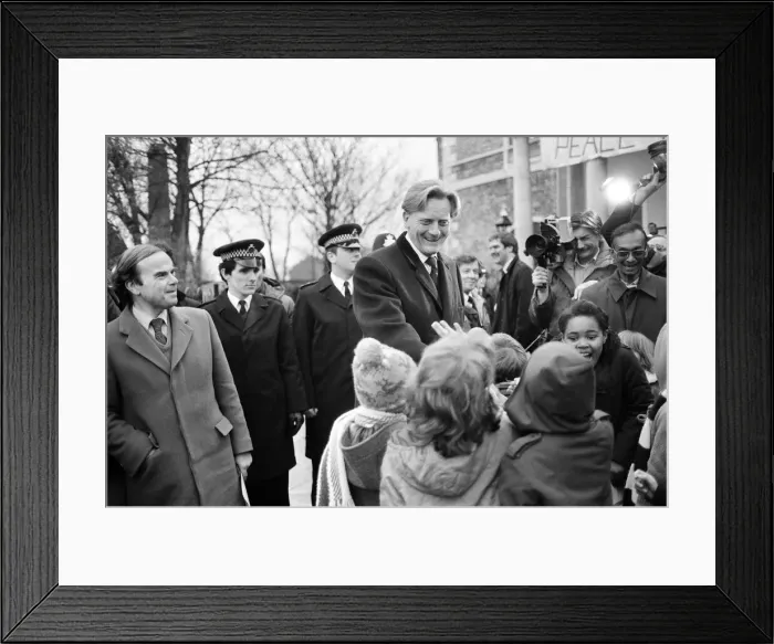 Framed Print : Michael Heseltine, Secretary of State for Defence, during his walk about in Lewisham Framed Print : Michael Heseltine, Secretary of State for Defence, during his walk about in Lewisham