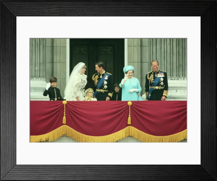 Framed Print : Prince Charles and Princess Diana get married. Picture taken on the balcony Framed Print : Prince Charles and Princess Diana get married. Picture taken on the balcony