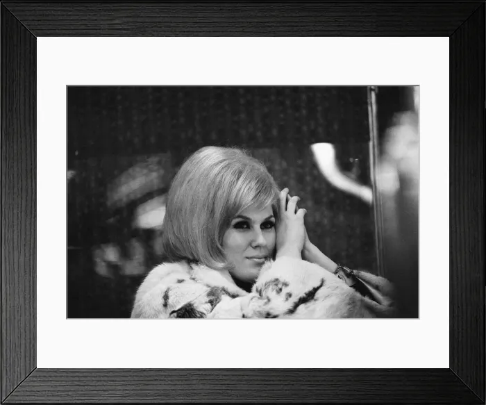 Framed Print : Dusty Springfield, Singer aged 24 years old, 30th December 1963 Framed Print : Dusty Springfield, Singer aged 24 years old, 30th December 1963