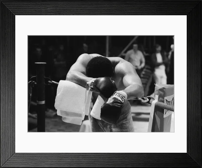 Framed Print : Muhammad Ali training at Caesars Palace ahead of his non-title fight against Britain Framed Print : Muhammad Ali training at Caesars Palace ahead of his non-title fight against Britain
