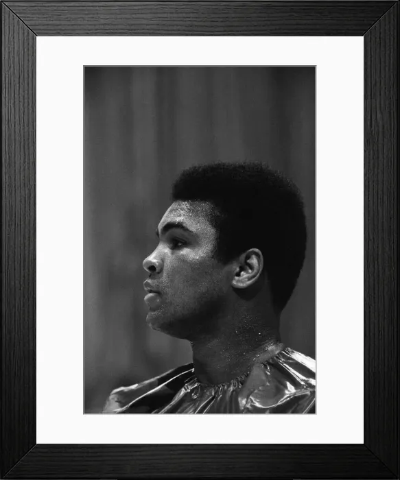 Framed Print : Muhammad Ali training at Caesars Palace ahead of his non-title fight against Britain Framed Print : Muhammad Ali training at Caesars Palace ahead of his non-title fight against Britain
