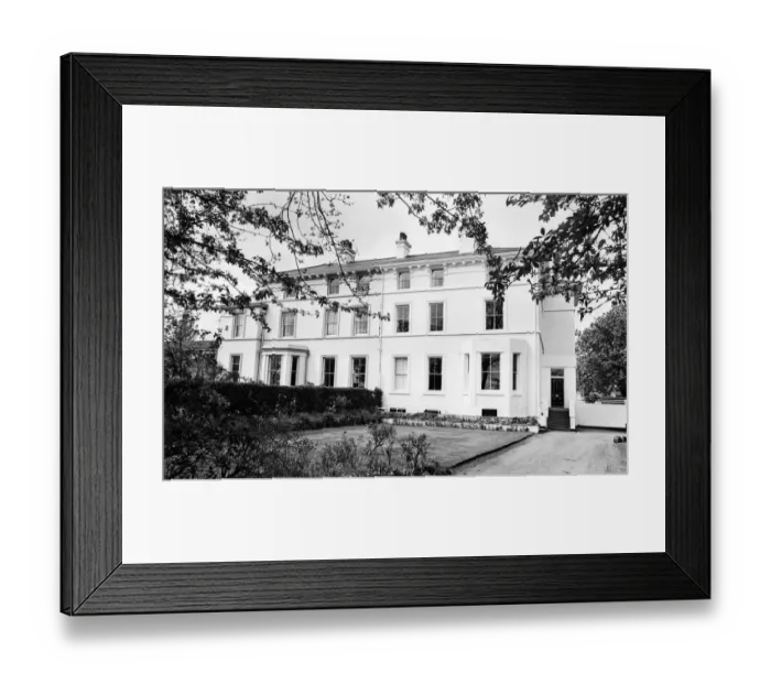 Framed Print : Exterior view of Battlecrease House, the late 19th century home of James Framed Print : Exterior view of Battlecrease House, the late 19th century home of James