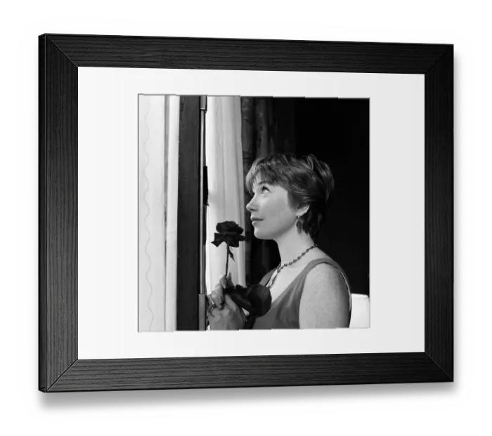 Framed Print : Actress Shirley MacLaine in London. 21st August 1960