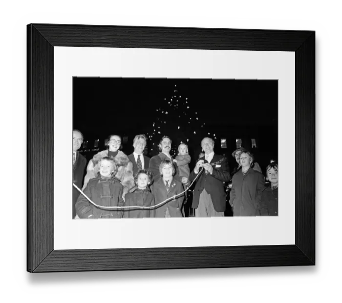 Framed Print : Christmas tree in Reading. 5th December 1974 Framed Print : Christmas tree in Reading. 5th December 1974
