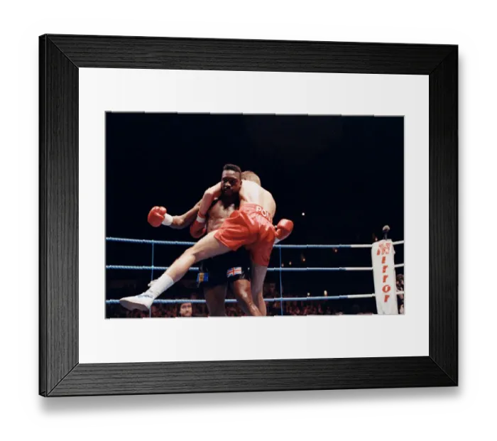 Framed Print : WBC super-middleweight title, Nigel Benn vs Nicky Piper Framed Print : WBC super-middleweight title, Nigel Benn vs Nicky Piper