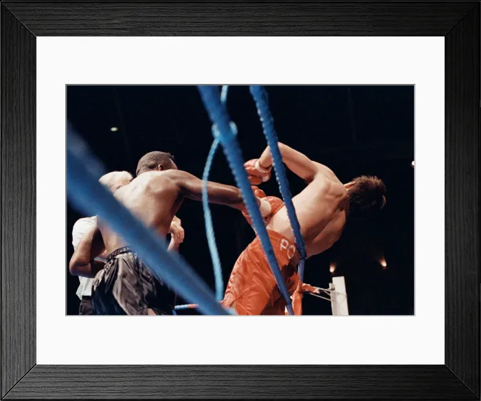 Framed Print : WBC super-middleweight title, Nigel Benn vs Nicky Piper