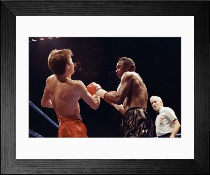 Framed Print : WBC super-middleweight title, Nigel Benn vs Nicky Piper