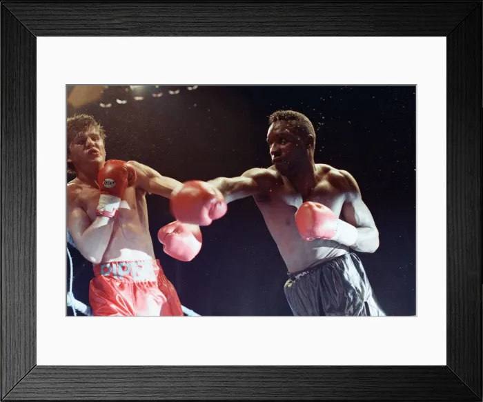 Framed Print : WBC super-middleweight title, Nigel Benn vs Nicky Piper Framed Print : WBC super-middleweight title, Nigel Benn vs Nicky Piper