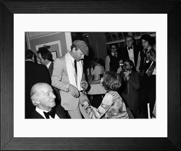 Framed Print : Shirley MacLaine at the White Elephant club in Westminster for a party to celebrate her Framed Print : Shirley MacLaine at the White Elephant club in Westminster for a party to celebrate her