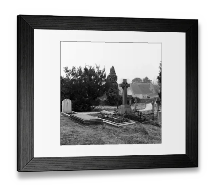 Framed Print : St Martins Church in Bladon, Oxfordshire. Burial place of members of the Churchill Framed Print : St Martins Church in Bladon, Oxfordshire. Burial place of members of the Churchill
