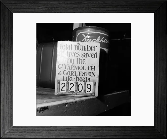 Framed Print : Great Yarmouth and Gorleston Lifeboat crew. 6th November 1959 Framed Print : Great Yarmouth and Gorleston Lifeboat crew. 6th November 1959