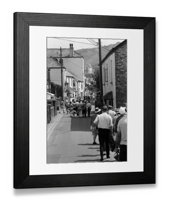 Framed Print : General scenes in Polperro, Cornwall. 13th July 1967