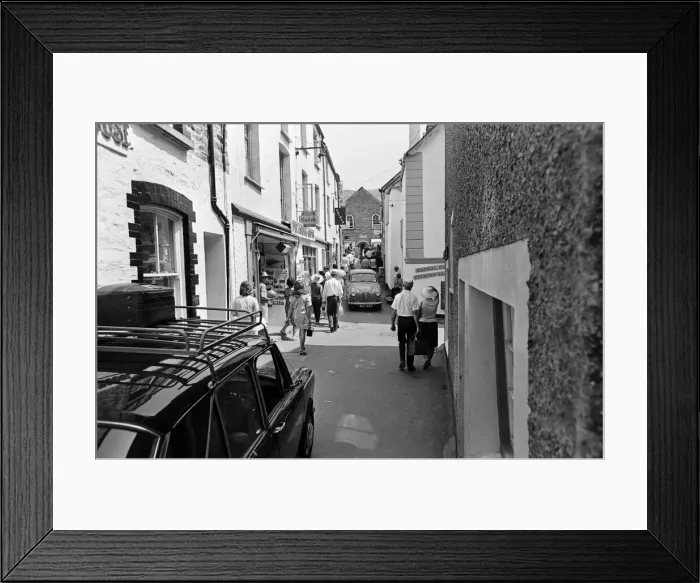 Framed Print : General scenes in Polperro, Cornwall. 13th July 1967