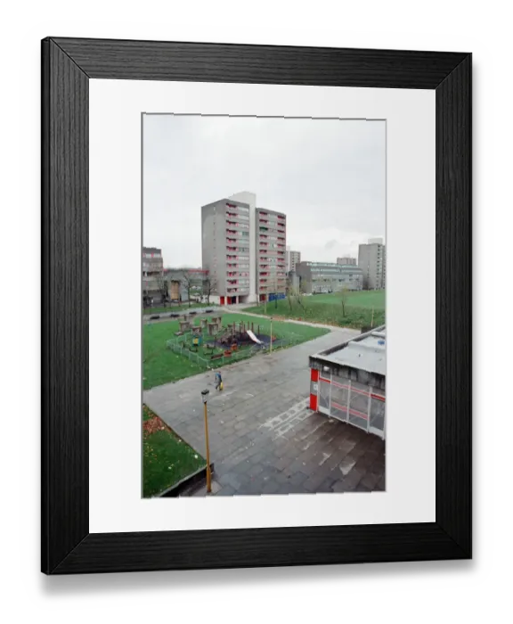 Framed Print : General views of Ferrier housing estate in Kidbrooke, Greenwich, south London Framed Print : General views of Ferrier housing estate in Kidbrooke, Greenwich, south London