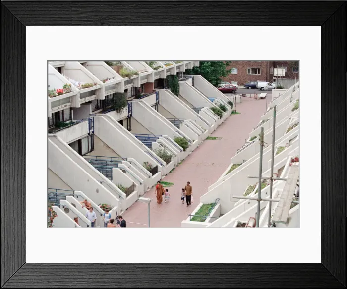 Framed Print : General views of the Alexandra Road housing estate, properly known as the Alexandra Framed Print : General views of the Alexandra Road housing estate, properly known as the Alexandra