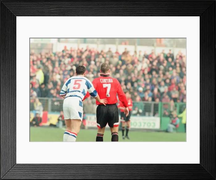 Framed Print : Reading 0-3 Manchester United, FA Cup 4th Round match at Elm Park