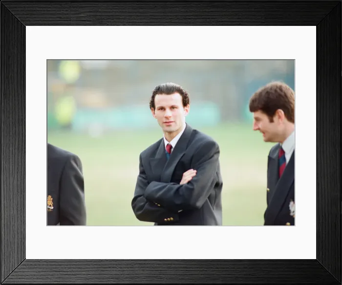Framed Print : Reading 0-3 Manchester United, FA Cup 4th Round match at Elm Park Framed Print : Reading 0-3 Manchester United, FA Cup 4th Round match at Elm Park