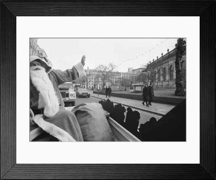 Framed Print : Father Christmas Tours Birmingham City Centre, 8th December 1979 Framed Print : Father Christmas Tours Birmingham City Centre, 8th December 1979