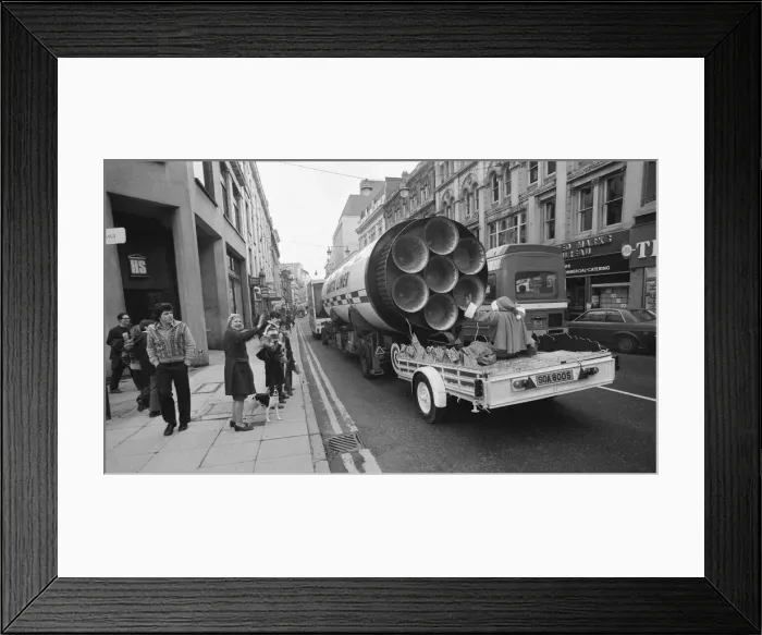Framed Print : Father Christmas Tours Birmingham City Centre, 8th December 1979. Santa Liner Framed Print : Father Christmas Tours Birmingham City Centre, 8th December 1979. Santa Liner