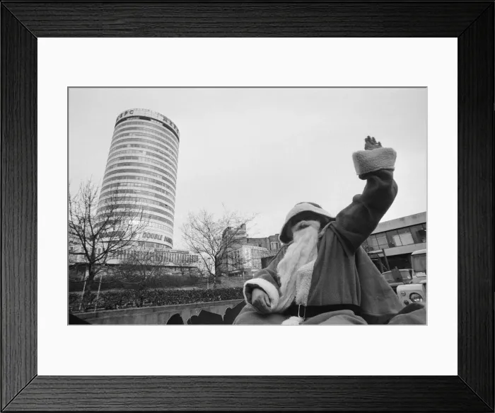 Framed Print : Father Christmas Tours Birmingham City Centre, 8th December 1979. The Rotunda Framed Print : Father Christmas Tours Birmingham City Centre, 8th December 1979. The Rotunda