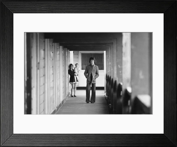 Framed Print : Family living at Hulme Crescents, a housing development situated in the Hulme district of Framed Print : Family living at Hulme Crescents, a housing development situated in the Hulme district of