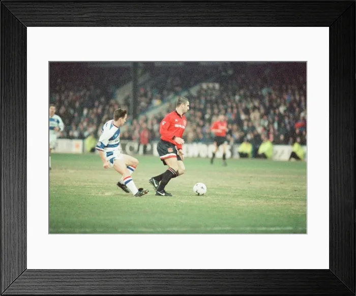 Framed Print : Reading 0-3 Manchester United, FA Cup 4th Round match at Elm Park Framed Print : Reading 0-3 Manchester United, FA Cup 4th Round match at Elm Park