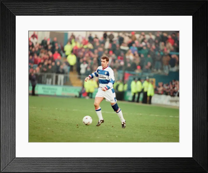 Framed Print : Reading 0-3 Manchester United, FA Cup 4th Round match at Elm Park Framed Print : Reading 0-3 Manchester United, FA Cup 4th Round match at Elm Park