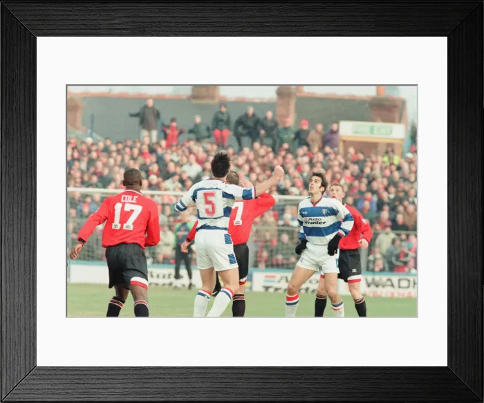 Framed Print : Reading 0-3 Manchester United, FA Cup 4th Round match at Elm Park Framed Print : Reading 0-3 Manchester United, FA Cup 4th Round match at Elm Park