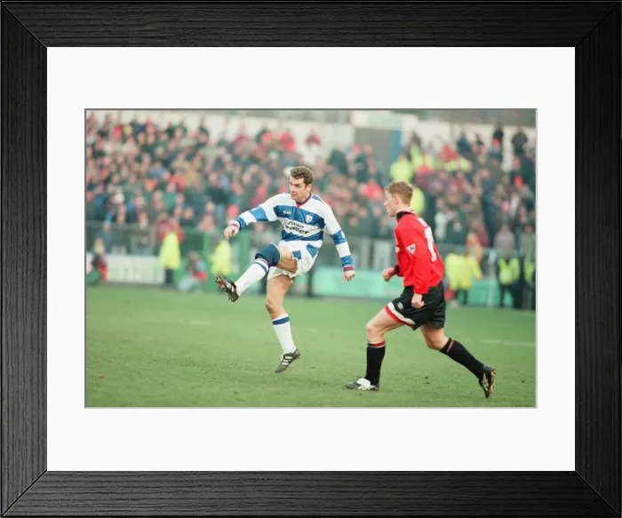 Framed Print : Reading 0-3 Manchester United, FA Cup 4th Round match at Elm Park Framed Print : Reading 0-3 Manchester United, FA Cup 4th Round match at Elm Park