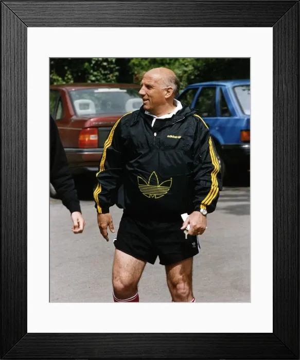 Framed Print : Ronnie Moran football coach of Liverpool FC attends a training session ahead of the 1992 Framed Print : Ronnie Moran football coach of Liverpool FC attends a training session ahead of the 1992