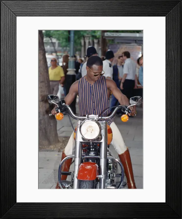 Framed Print : British boxer Chris Eubank attending a press conference in Aldwych, London Framed Print : British boxer Chris Eubank attending a press conference in Aldwych, London