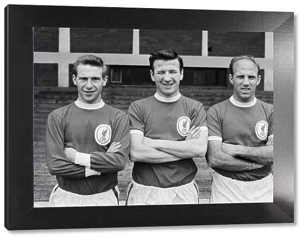 Liverpool players left to right: Bobby Graham, Tommy Smith