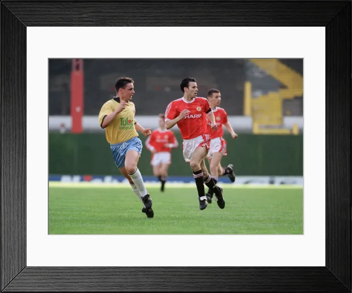 Framed Print : FA Youth Cup Final Second Leg match at Old Trafford. Manchester United 3 v Crystal Framed Print : FA Youth Cup Final Second Leg match at Old Trafford. Manchester United 3 v Crystal