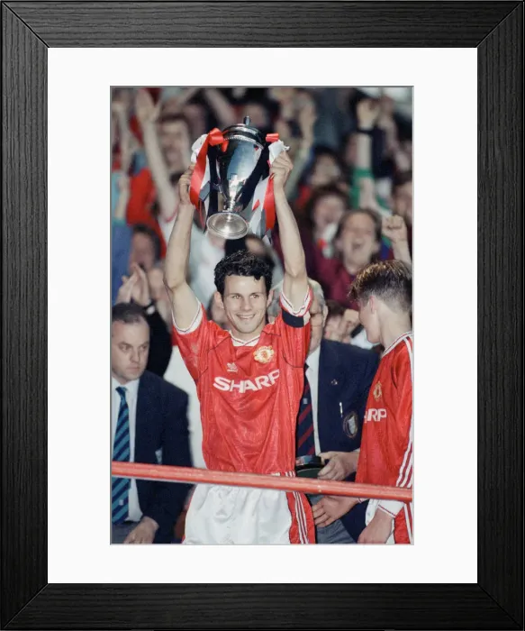 Framed Print : FA Youth Cup Final Second Leg match at Old Trafford. Manchester United 3 v Crystal Framed Print : FA Youth Cup Final Second Leg match at Old Trafford. Manchester United 3 v Crystal