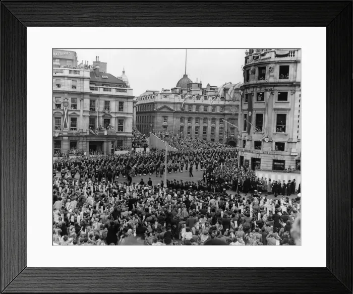 Framed Print : The head of Her Majesty Procession comprised of Five Companies of the Foot Guards