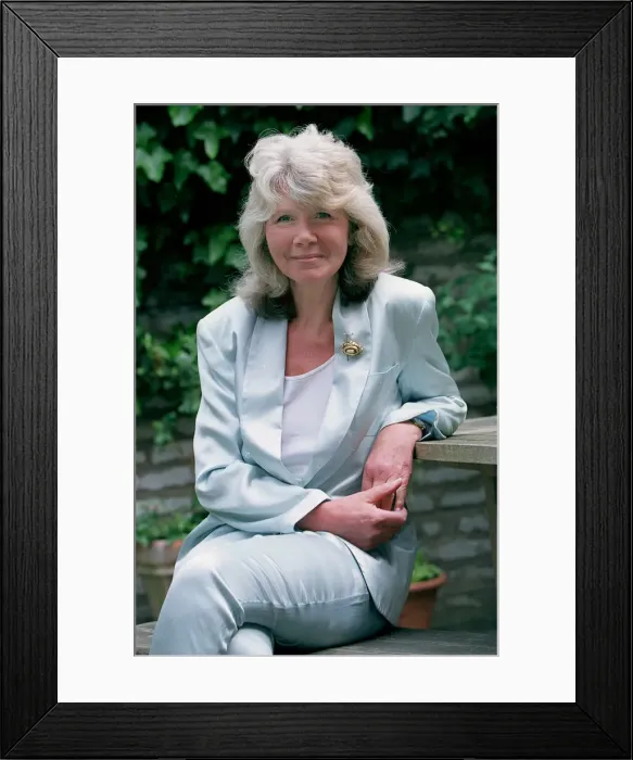 Framed Print : Jilly Cooper writer novelist May 1999 for Nina Myskow feature Framed Print : Jilly Cooper writer novelist May 1999 for Nina Myskow feature