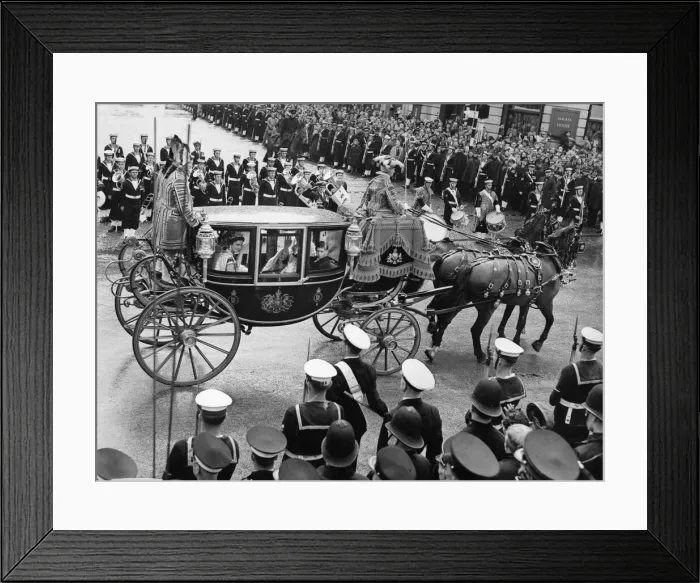 Framed Print : The second carriage of The Carriage Procession of Princes Framed Print : The second carriage of The Carriage Procession of Princes
