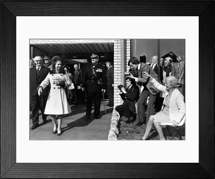 Framed Print : The oldest inhabitant of Merthyr Vale and Aberfan, Mrs Mary Jane Jones Framed Print : The oldest inhabitant of Merthyr Vale and Aberfan, Mrs Mary Jane Jones
