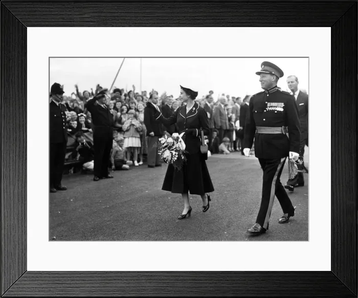 Framed Print : Queen Elizabeth II and the Duke of Edinburghs tour of Wales Framed Print : Queen Elizabeth II and the Duke of Edinburghs tour of Wales