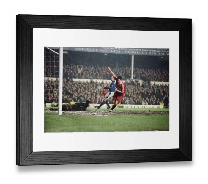 Framed Print : English Premier League match at Goodison Park. Everton 1 v Liverpool 1