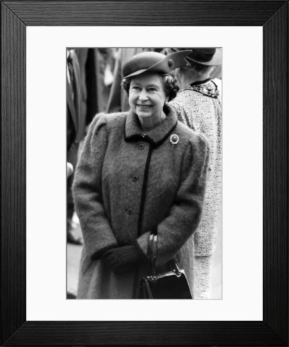 Framed Print : Queen Elizabeth II visits Wales. 20th April 1989 Framed Print : Queen Elizabeth II visits Wales. 20th April 1989