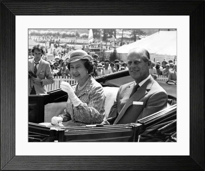 Framed Print : A smiling Queen and Duke of Edinburgh pictured during their visit to the Royal Welsh Show Framed Print : A smiling Queen and Duke of Edinburgh pictured during their visit to the Royal Welsh Show